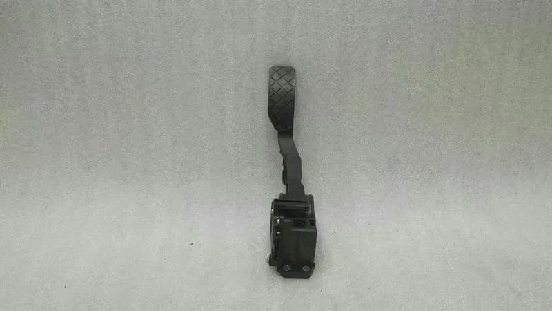 AUDI Audi A1 8X RHD gas pedal (electrical) 6Q2723503H right hand drive