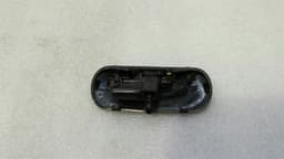 AUDI Audi A1 8X Right Washer Nozzle 8X0955988E Windscreen Washer Nozzle Right — thumbnail 3