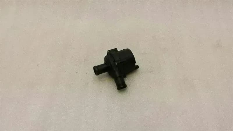 Audi A1 8X additional cooling pump 5Q0965567 coolant pump pump