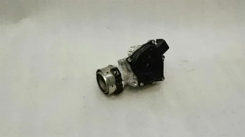 MERCEDES-BENZ Mercedes A Class W176 Throttle Body A6070900170 Throttle Body OM607