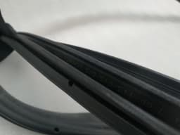 TESLA TESLA MODEL 3 LONG RANGE Door Seal 1090510-00-O Door Seals RRH REAR RIGHT — thumbnail 4