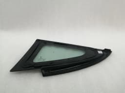 TESLA Tesla Model 3 Long Range Right Rear Quarter Glass 1514979-01-B Door Panel 1/4 Re — thumbnail 9
