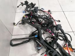 TESLA TESLA MODEL 3 FRONT COMPARTMENT WIRING LOOM 2567964-07-C RIGHT HAND DRIVE RHD — thumbnail 7