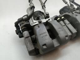 TESLA Tesla Model 3 Long Range Brake Caliper REAR SET 8008208-00-A Brake Caliper REAR — thumbnail 10