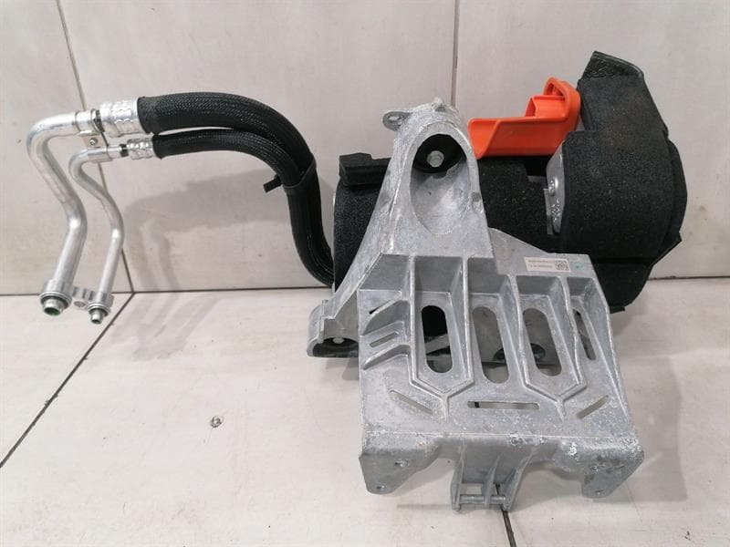 TESLA Tesla Model 3 Long Range A/C Compressor 1501256-01-M Air Conditioning Compressor 21-23
