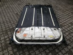 TESLA TESLA MODEL 3 LONG RANGE LiOn BATTERY COMPLETE 1522312-00-G BATTERY LIFT — thumbnail 2