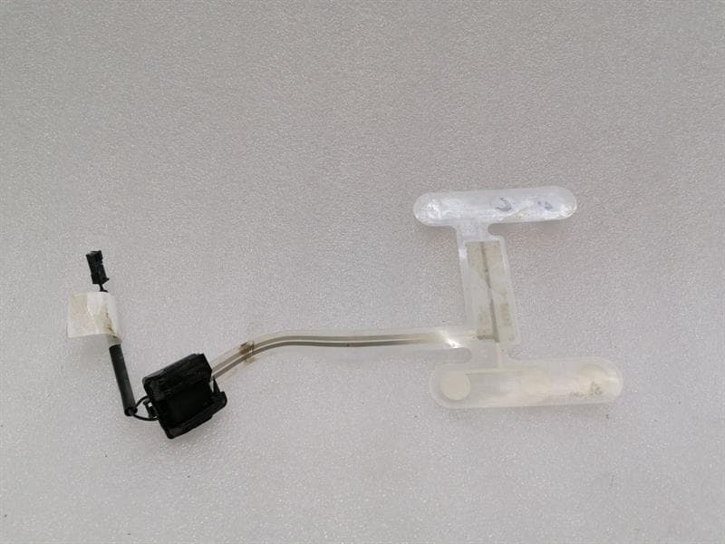TESLA TESLA MODEL 3 LONG RANGE Sensor 1099592-00-F Presence SEAT SEAT SEAT