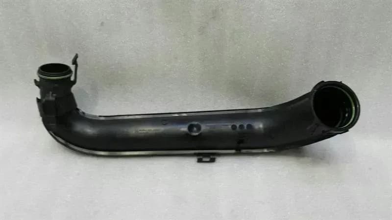 AUDI Audi A3 8V facelift intake pipe 04E145673B intake hose intercharge air