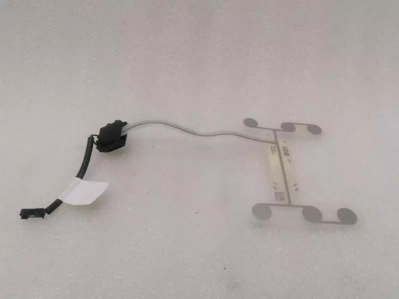 Tesla Model 3 LONG RANGE Sensor 1099592-00-F Presence SEAT
