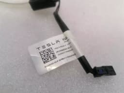 TESLA Tesla Model 3 LONG RANGE Sensor 1099592-00-F Presence SEAT — thumbnail 8