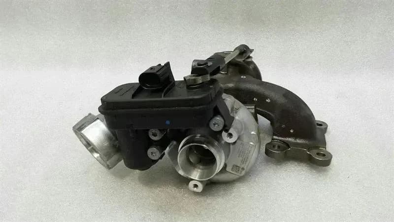 AUDI Audi A3 8V facelift turbo charger 04E145721P turbocharger 1.4 TFSI 2000KM