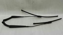 AUDI Audi A3 8V Facelift RHD Wiper Arm Set 8V2955407B Right Hand Drive — thumbnail 1