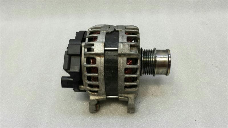 Audi A3 8V facelift alternator 04C903023L alternator 1.4 TFSI 140A 2000KM