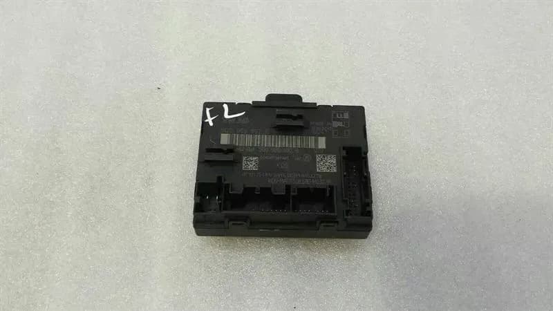 AUDI Audi A3 8V facelift FLH door module 5Q0959592B door control unit front left