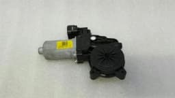 LAND ROVER Land Rover Evoque RRH door window motor 140126 window regulator motor rear right — thumbnail 1