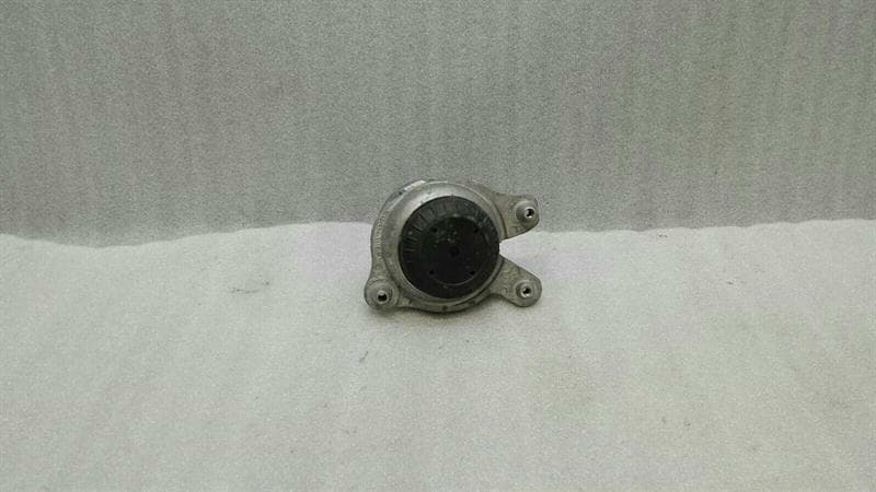 MERCEDES-BENZ Mercedes C Class W205 Left Engine Mount A2052406617 Engine Mount Left Diesel