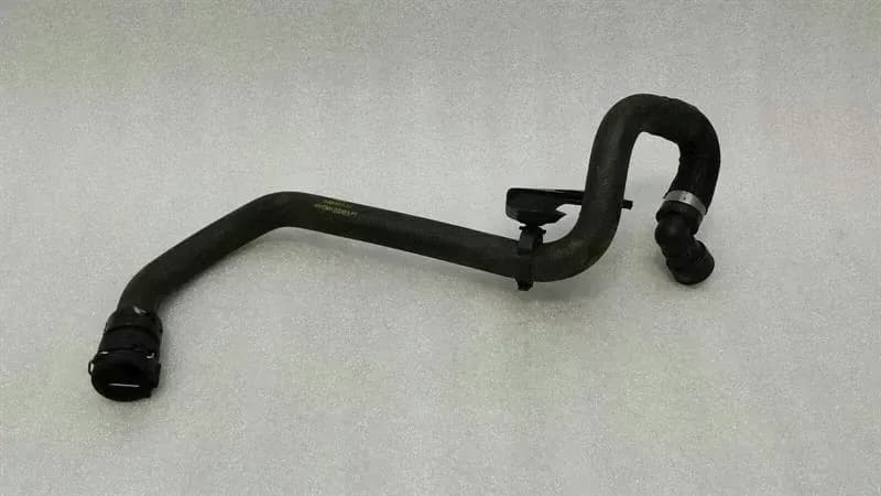 LAND ROVER Land Rover Evoque 2.2 TD Cooling Pipe BJ32-8274-AA Coolant Hose Pipe
