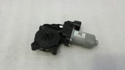 LAND ROVER Land Rover Evoque RLH door window motor 140207 window regulator motor rear left — thumbnail 1