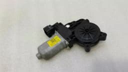 LAND ROVER Land Rover Evoque FRH door window motor 140212 window regulator motor front right — thumbnail 1
