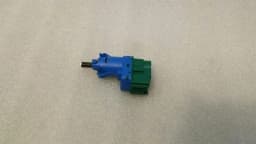 LAND ROVER Land Rover Evoque 2.2 TD Brake Switch 6W83-13480-AB Brake Light Switch — thumbnail 5