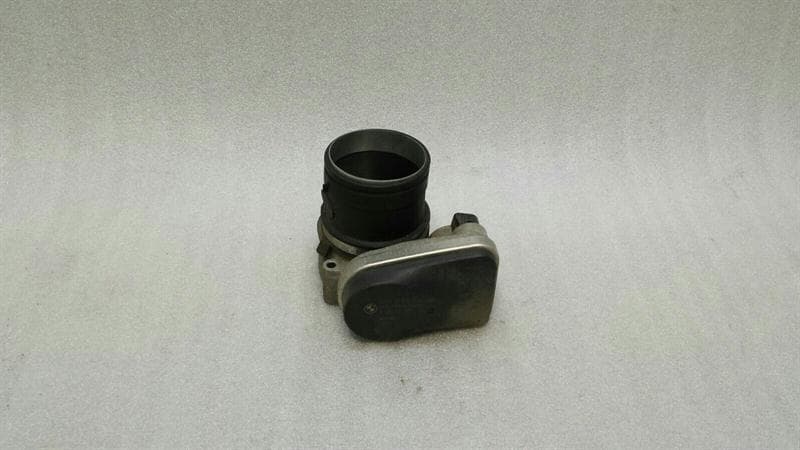 BMW BMW Z4 E85 E86 Throttle Body 7516946 Throttle Body N52B25A