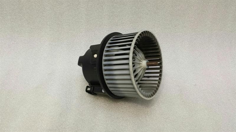 LAND ROVER Land Rover Evoque 2.2 TD RHD Heater Blower 6G9N-18D413-AA Right Hand Drive