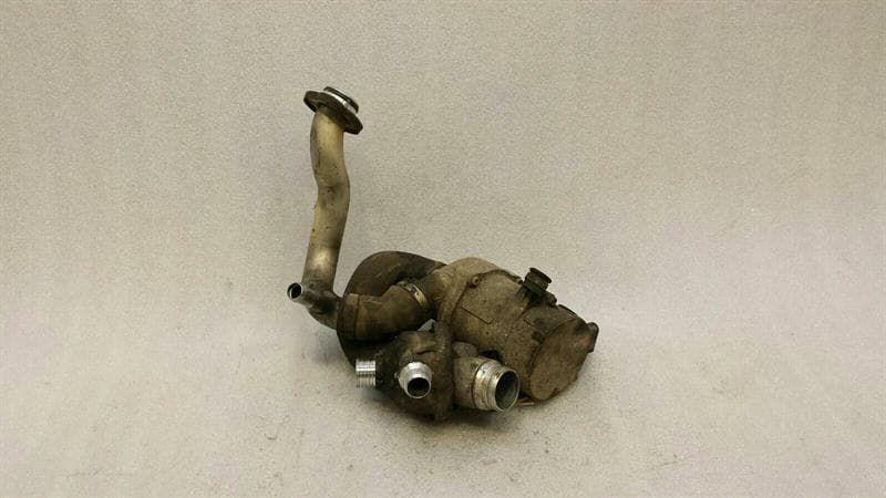 BMW BMW Z4 E85 E86 additional cooling pump 7586925 coolant pump pump N52B25A