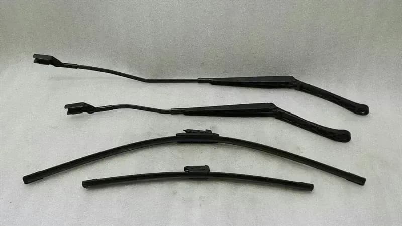 TESLA Tesla Model S 75 RHD Wiper Arm Set 10534401-00-A Right Hand Drive
