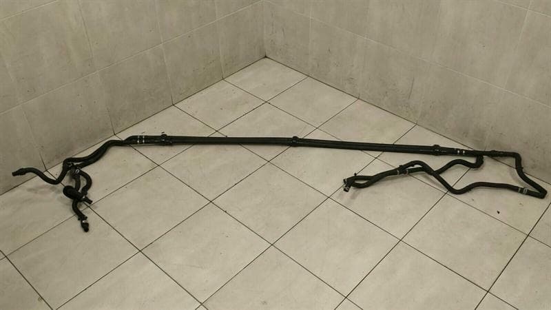 TESLA Tesla Model S 75 Cooling Pipe 1065884-00-C Cooling Water Hose Hose