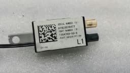 TESLA Tesla Model S 75 Aerial / Antenna 1004793-00-E Antenna Amplifier — thumbnail 2