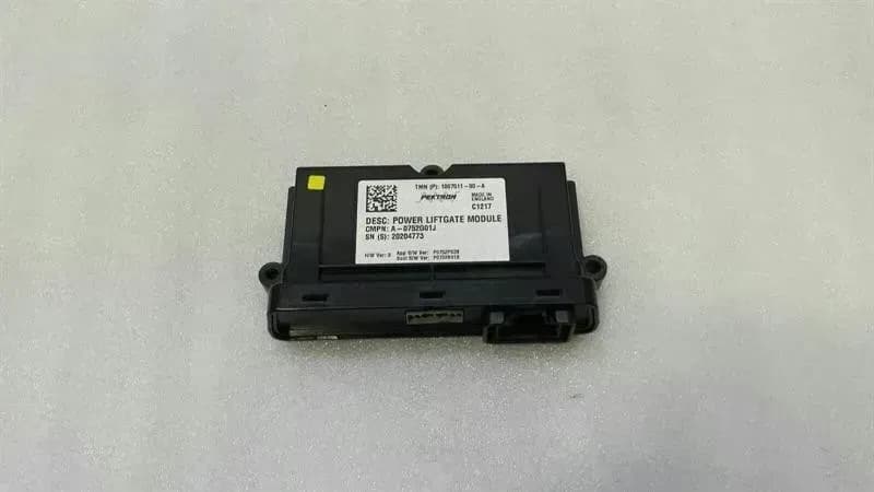 Tesla Model S 75 Liftgate Module 1007511-00-A Control Unit Tailgate
