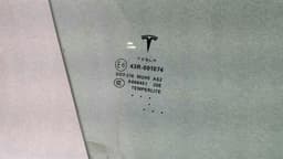 TESLA Tesla Model S 75 Right Front Door Glass 6006647-00-E Front Right Door Glass — thumbnail 2