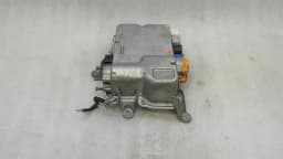 TESLA Tesla Model S 75 Engine ECU 1059891-00-C Engine Control Unit GEN 3 Junction Box — thumbnail 4