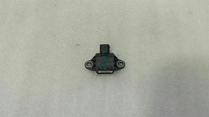 TESLA Tesla Model S 75 Yaw Rate Sensor 6006369-00-A Yaw Rate Sensor