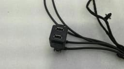 TESLA Tesla Model S 75 USB Multimedia 10064815-01-B Wiring Harness Media Hub — thumbnail 8