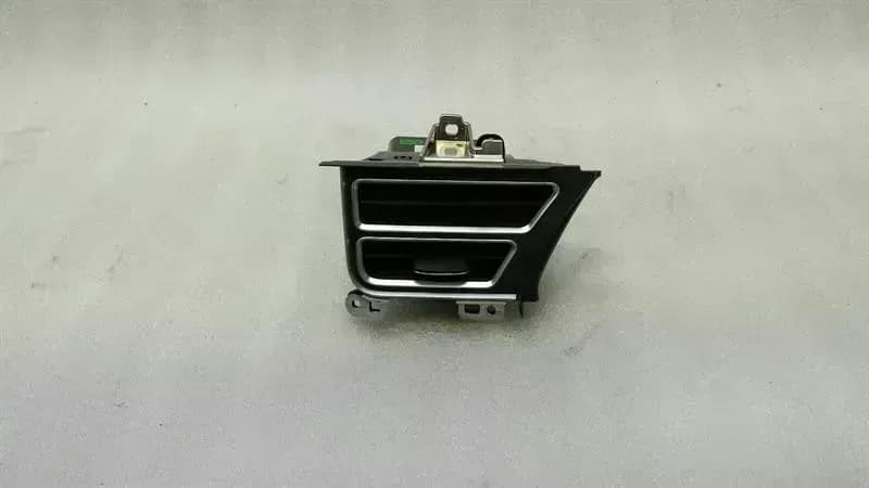 TESLA Tesla Model S 75 RHD Right Air Vent 1023270-00-C Right Hand Drive