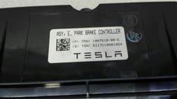 TESLA Tesla Model S 75 Park Brake Modules 1007618-00-E Parking Brake Control Unit — thumbnail 6