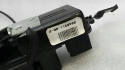 TESLA Tesla Model S 75 rear left door lock 6008911-00-D door lock rear left — thumbnail 3