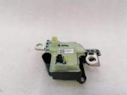 TESLA Tesla Model 3 High Voltage Converter Switch 1089334-00-I Controller — thumbnail 1