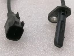 TESLA Tesla Model 3 Standard Range A.B.S Sensor 1044761-00-F ABS Sensor — thumbnail 3