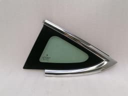 TESLA Tesla Model 3 Left Rear Quarter Glass 1080703-00-H Door Panel 1/4 Rear Left — thumbnail 1