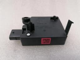TESLA Tesla Model 3 Body Control Module 1097855-00-F BCM Controller — thumbnail 3