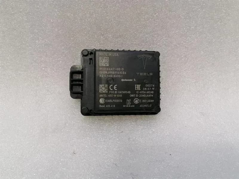Tesla Model 3 Radar Sensor Module 1108647-00-D Control Unit Front RADAR