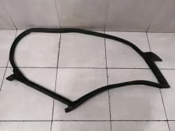TESLA Tesla Model 3 Rear Right Door Seal 1090510-00-L Door Seals Rear Right — thumbnail 1