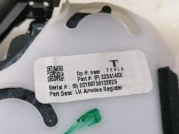TESLA Tesla Model 3 Dashboard Air Vent 1111596-00-B RHD RIGHT HAND DRIVE — thumbnail 4