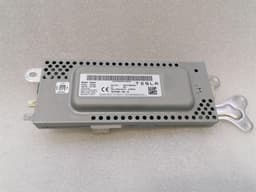 TESLA Tesla Model 3 DAB FM Receiver Tuner Module 1079755-00-D Controller — thumbnail 1