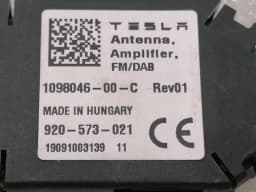 TESLA Tesla Model 3 Aerial / Antenna 1098046-00-C Antenna — thumbnail 6
