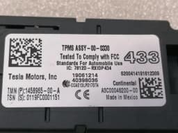 TESLA Tesla Model 3 Tyre Pressure Sensor Module 1458965-00-A Tyre Pressure Control Unit — thumbnail 6