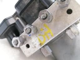 TESLA TESLA MODEL 3 STANDARD RANGE A.B.S Pump 1044745-00-B ABS Pump HYDRAULIC BLOCK — thumbnail 5
