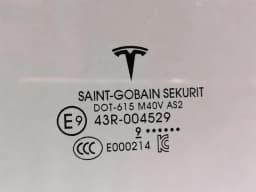 TESLA Tesla Model 3 Right Rear Door Glass 1077905-99-C Door Window Rear Right — thumbnail 2